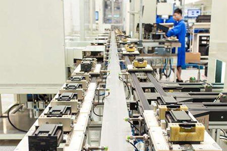 从工业自动化到餐饮运营 跨领域设备管理策略的融合与启示